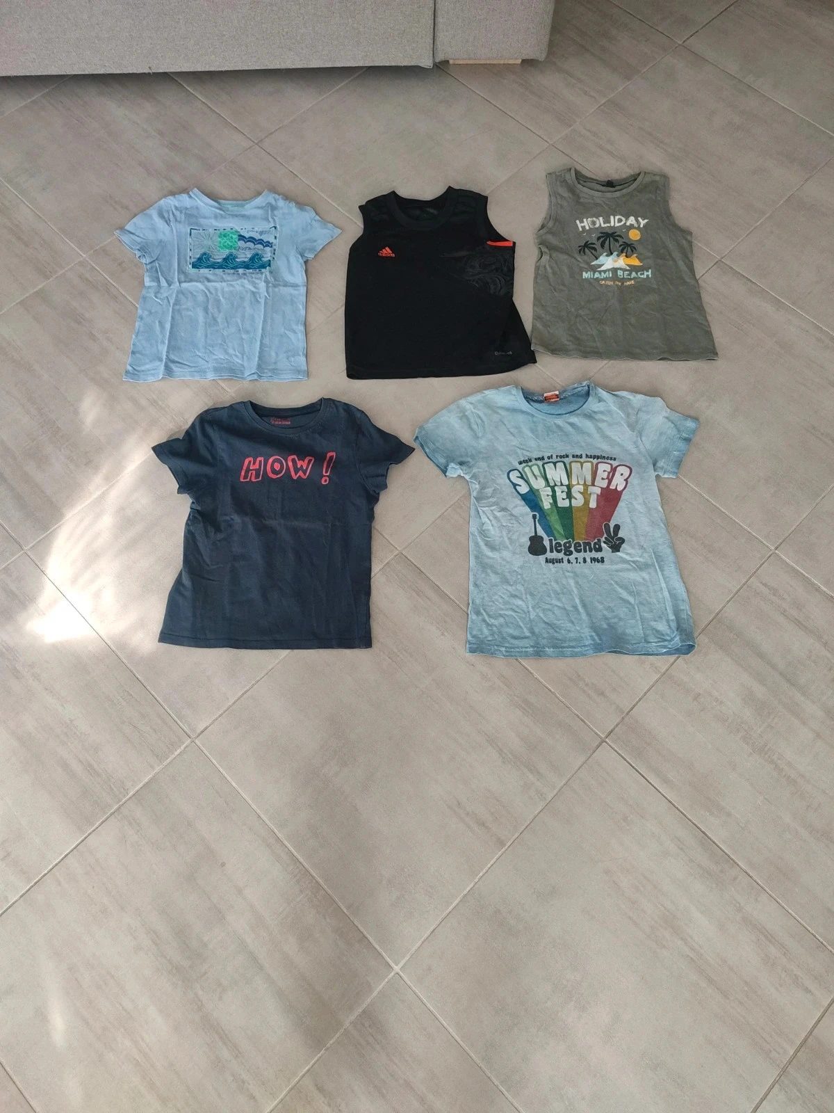 Lots de vêtements été garçon 8 ans